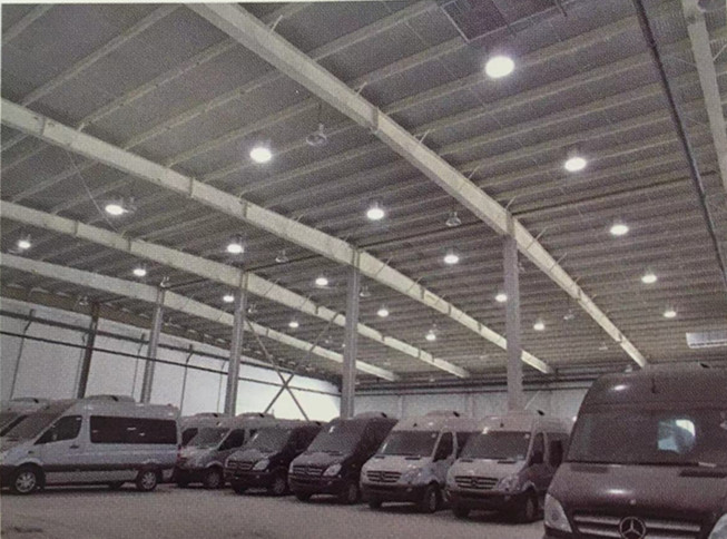 索樂(lè)圖天津奔馳卡車(chē)4S店3